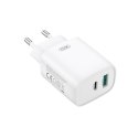 XO ładowarka sieciowa CE29 PD 20W 1x USB-C 1x USB biała + kabel USB-C - Lightning