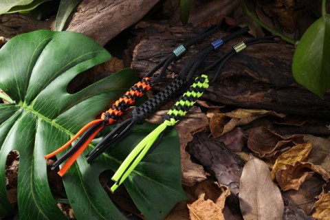 Zawieszka Paracord WE Green/Black + Ti Bead Green