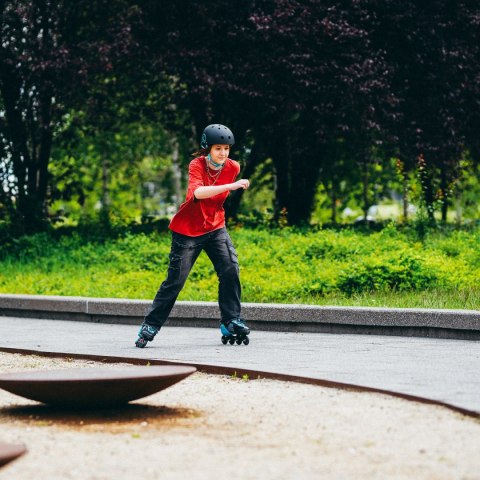 NA13810 ŁYŻWOROLKI TWIST NIEBIESKIE ROZM. M(35-38) NILS EXTREME