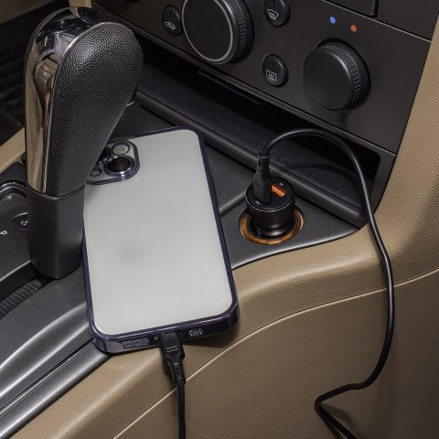 Forever ładowarka samochodowa PD QC CC-06 1x USB-C 1x USB 20W czarna + kabel USB-C - USB-C 60W