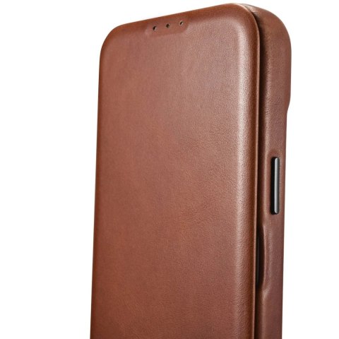 ICarer CE Oil Wax Premium Leather Folio Case skórzane etui iPhone 14 Plus z klapką magnetyczne MagSafe brązowy (AKI14220707-BN)