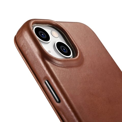 ICarer CE Oil Wax Premium Leather Folio Case skórzane etui iPhone 14 Plus z klapką magnetyczne MagSafe brązowy (AKI14220707-BN)