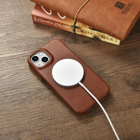 ICarer CE Oil Wax Premium Leather Folio Case skórzane etui iPhone 14 Plus z klapką magnetyczne MagSafe brązowy (AKI14220707-BN)