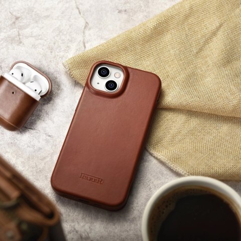 ICarer CE Oil Wax Premium Leather Folio Case skórzane etui iPhone 14 Plus z klapką magnetyczne MagSafe brązowy (AKI14220707-BN)