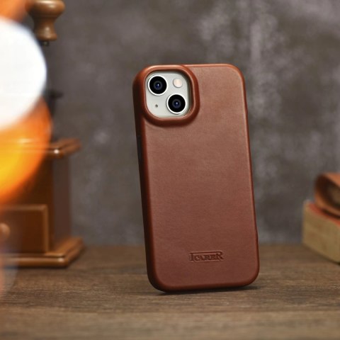 ICarer CE Oil Wax Premium Leather Folio Case skórzane etui iPhone 14 Plus z klapką magnetyczne MagSafe brązowy (AKI14220707-BN)