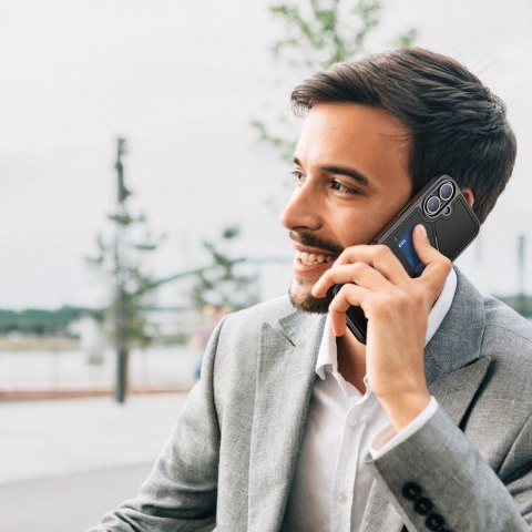 Etui Dux Ducis Rafi II Mag z MagSafe na iPhone 16 - czarne