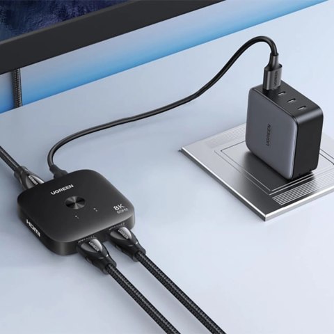 Switch HDMI Ugreen 8K 60Hz Ultra HD 2w1 - czarny