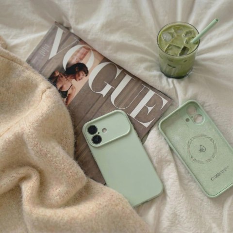 Etui Tech-Protect Silicone MagSafe na iPhone 17 - zielone