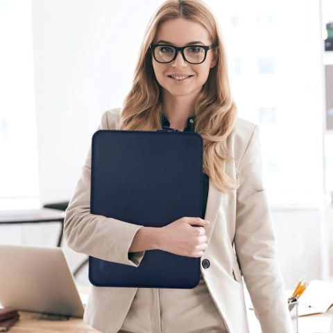 Pokrowiec Tech-Protect Neopren na laptopa 15-16" - granatowa