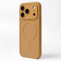 Nakładka Mag Matt do iPhone 13 6,1" brązowa camera protection