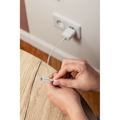 Kabel USB A do Lightning Forcell F-Energy MFi 2,4A 12W 1 m C703 biały