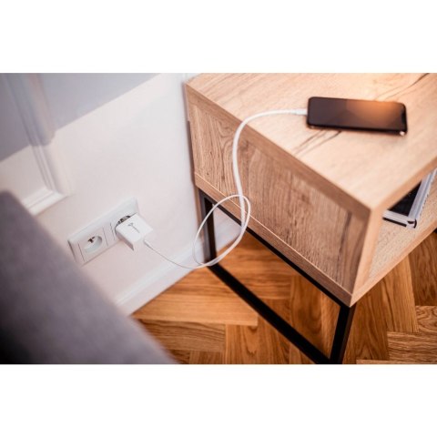 Ładowarka sieciowa do telefonu Forcell F-Energy USB C QC4.0 PD 3A 45W TFK-TC-45WPD biała