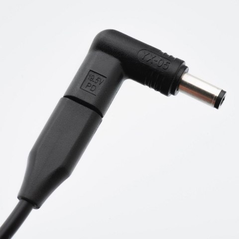 Uniwersalny zasilacz do laptopa 90W Forcell F-Energy USB C + 6 końcówek E856 czarny