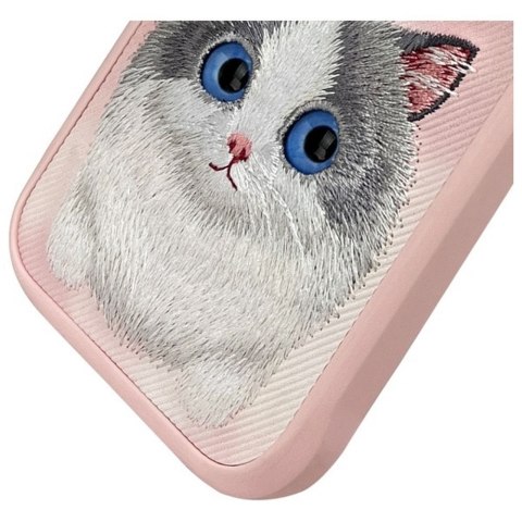 NIMMY futerał BIG EYED PET 2.0 Cat do IPHONE 16 Pro różowy