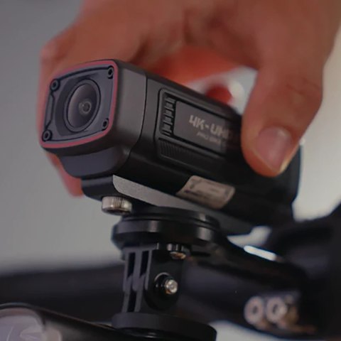 AKY-710S-C-F-I-H-M-B-APT Garmin mount