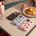 Nakładka Strawberry do iPhone 11 różowa