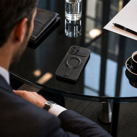 Nakładka Luxgrip Mag do iPhone 17 Pro 6,3'' czarna