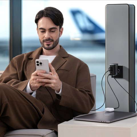 Ładowarka sieciowa Cuktech AD1404UEU 140 W GaN 3x USB-C + USB-A z kablem USB-C - szara