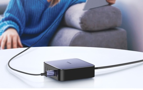 Ładowarka sieciowa UGREEN CD271 200W GaN 4xUSB-C 2xUSB-A (czarny)