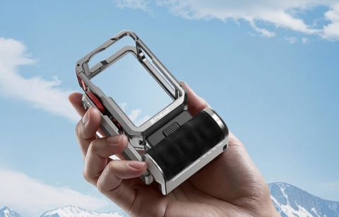 Tytanowa klatka rozszerzająca z uchwytem i dodatkowymi przyłączami Puluz dla DJI Osmo Action 6