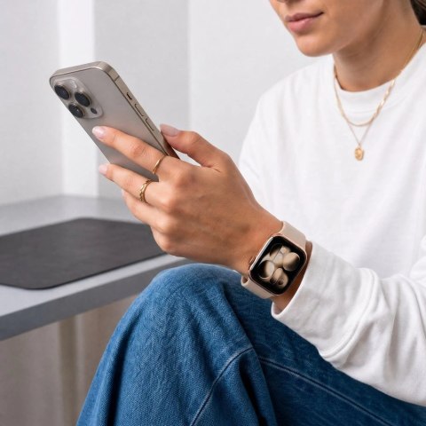 Pasek Tech-Protect Silicone na Apple Watch 44 / 45 / 46 / 49 mm - beżowy