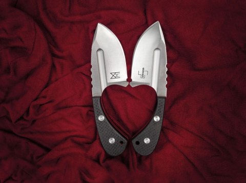 Nóż na szyję z Głownią Stałą Böker Plus Sigyn D2 Czarna Rękojeść G10, 11 cm