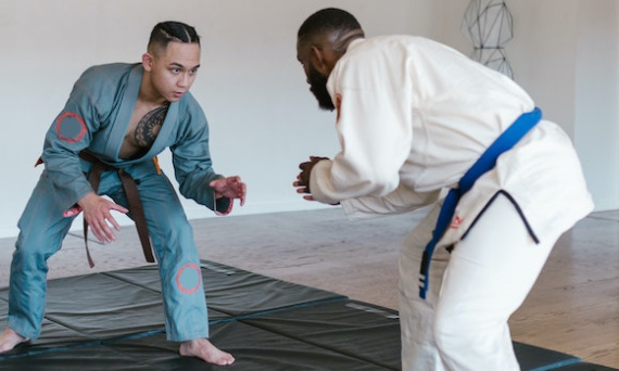 Brazylijskie Jiu-Jitsu: Technika, Filozofia i Wpływ na Świat Sportów Walki